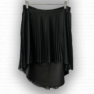American Eagle Pleated Hi-Lo Skirt {Size 6}